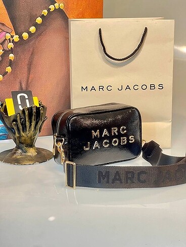 Marc Jacobs THE MARC JACOBS J SHOULDER BAG