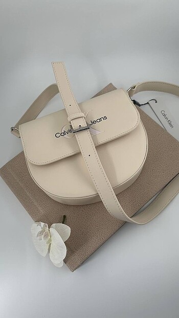 Beden beyaz Renk Calvin klein saddle