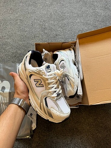 New balance 530