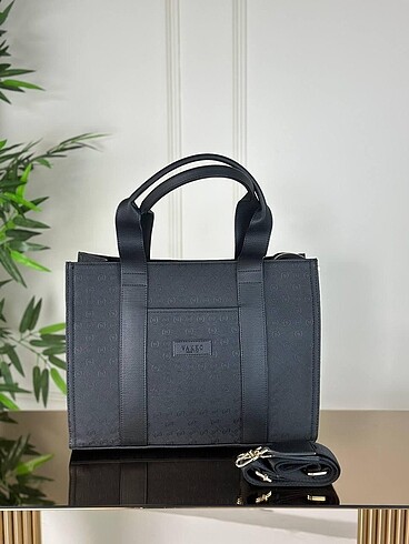 Vakko tote bag