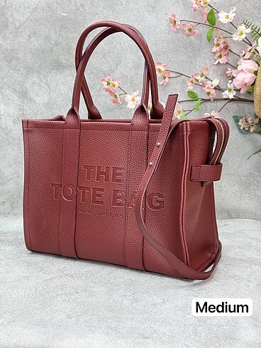  Beden MARC JACOBS - (THE) TOTE Medium