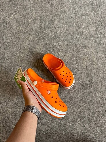 42 Beden Crocs terlik