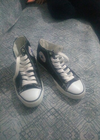 38 Beden siyah Renk Convers orjinal