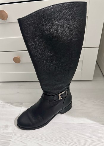 Bambi Deri Tokalı Siyah Diz Boyu Kadın Çizme