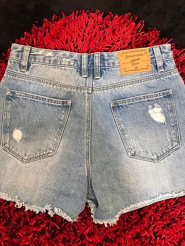 Stradivarius Jean şort