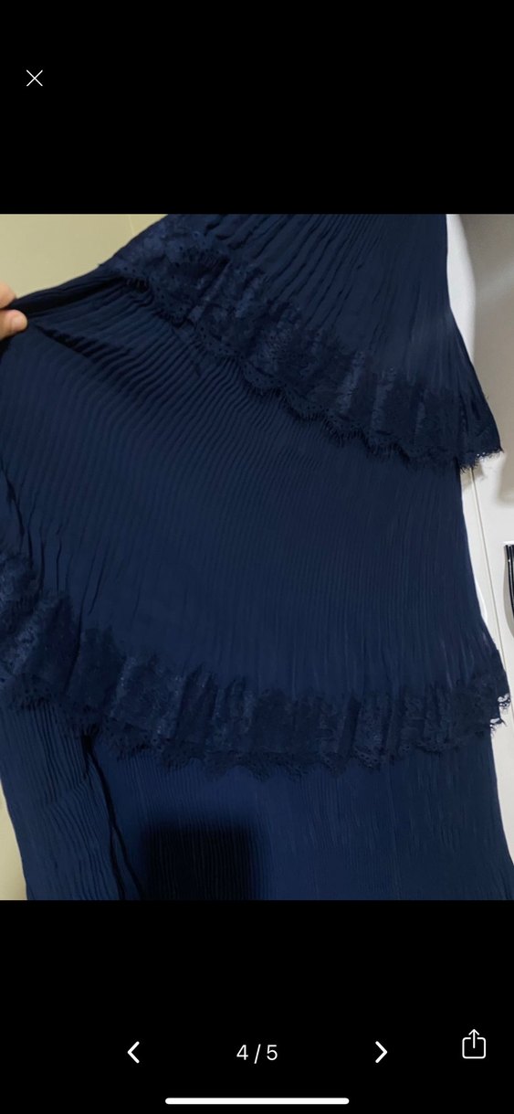 Uzun Siyah Pilili Gotik Elbise Armine değil temsili yazılmış - Görsel 2