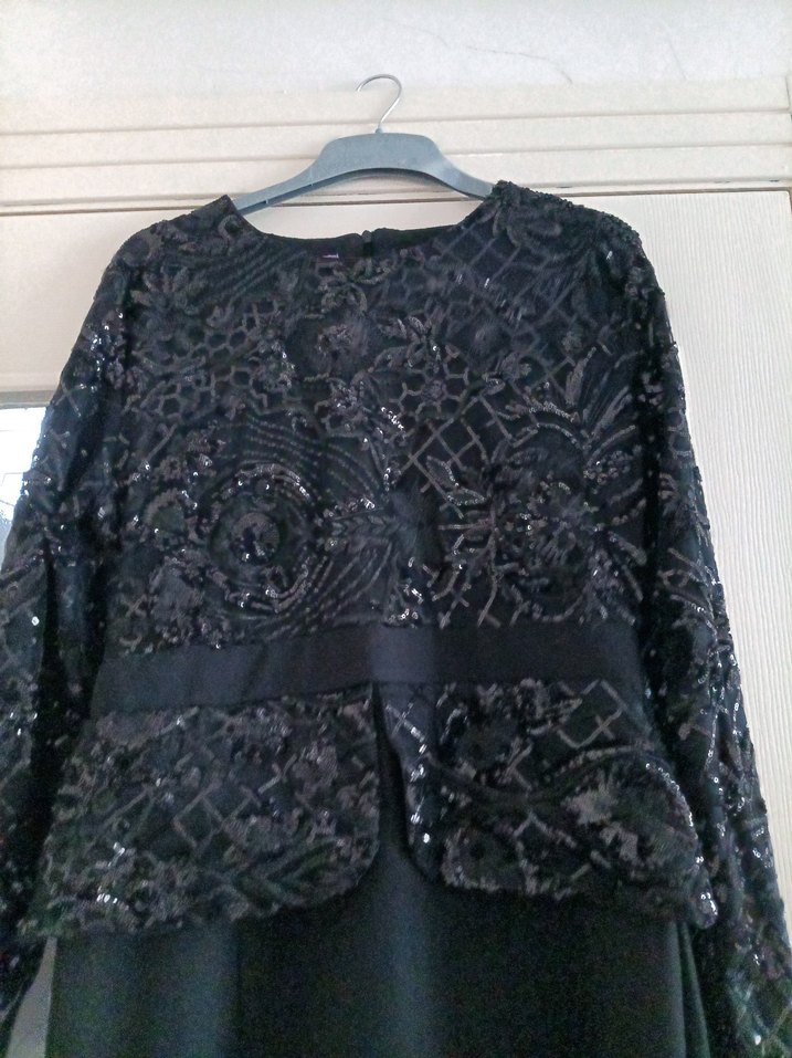 Siyah Uzun Kollu Gotik Düğün Elbisesi - Görsel 3