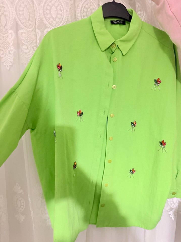 Nakışlı Yeşil Kadın Gömlek - Görsel 3