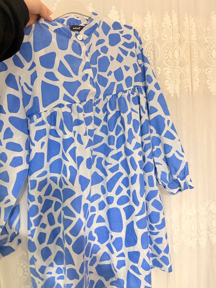 Mavi Fırfırlı Mini Bağlama Desenli Elbise - Görsel 3