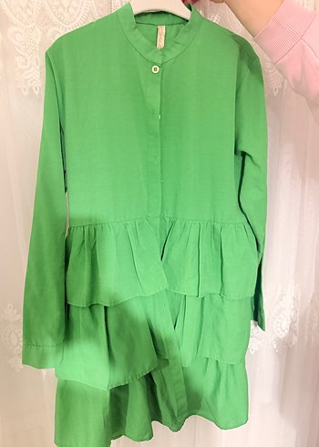 Uzun Kollu Yeşil Fırfırlı Keten Tunik - Görsel 3