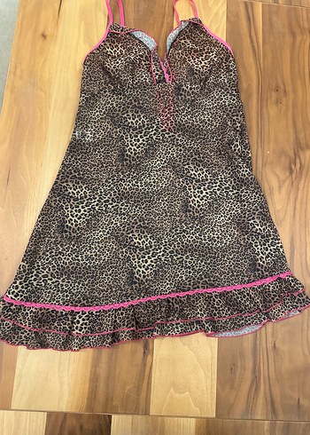 Leopar Desenli Kahverengi İp Askılı Midi Gecelik