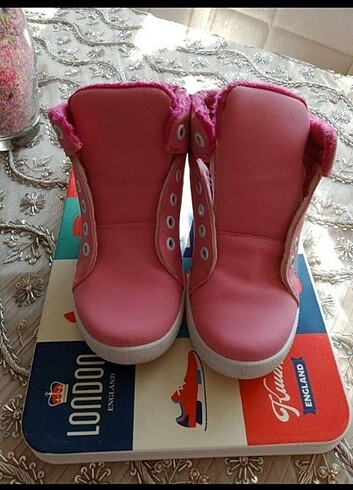 29 Beden Kız çocuk kışlık bot