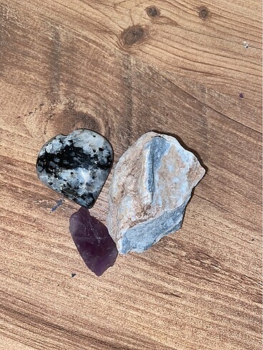 moonstone angelit ametist rezerve