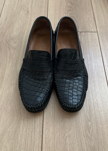 Derimod Klasik Siyah Deri Yılan Desenli Tokalı Erkek Loafer