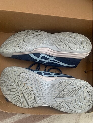 38 Beden Asics ayakkabi