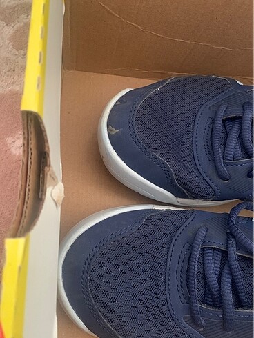 38 Beden lacivert Renk Asics ayakkabi