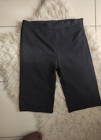 Bershka Kısa PANTOLON