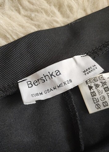 Bershka Bershka Kısa PANTOLON