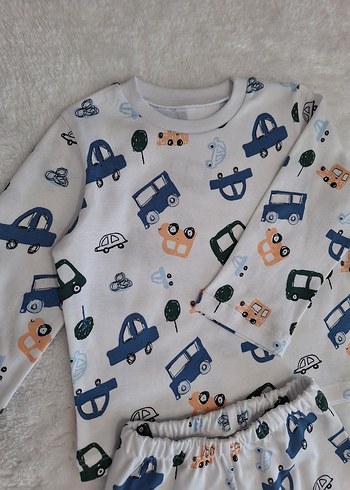 LC Waikiki Erkek Çocuk Araba Baskılı İnterlok kumaş pijama takımı