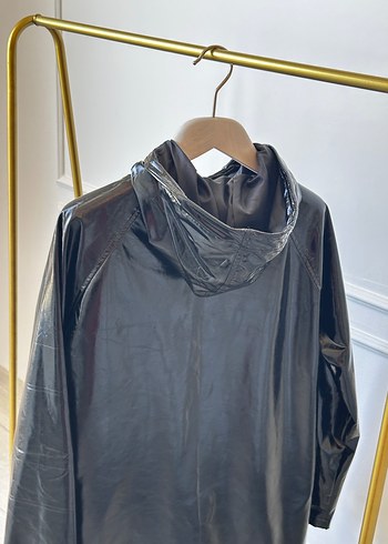 Parlak Siyah Uzun Kadın Yağmurluk - Görsel 11