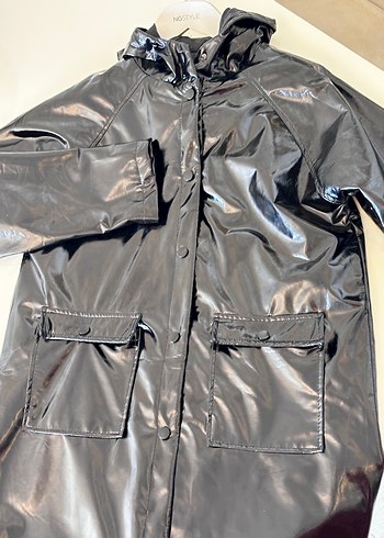 Parlak Siyah Uzun Kadın Yağmurluk - Görsel 7