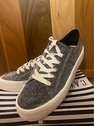 Spor Ayakkabı PULL&BEAR Simli