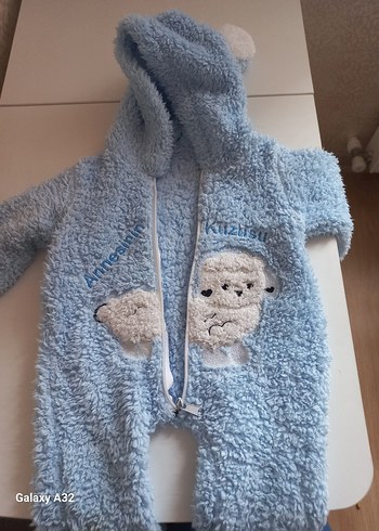 Mavi Peluş Erkek Bebek Tulumu Kulaklı - Görsel 2