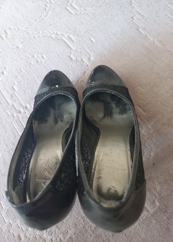 Siyah Dantel Detaylı Gotik Stiletto Topuklu - Görsel 3