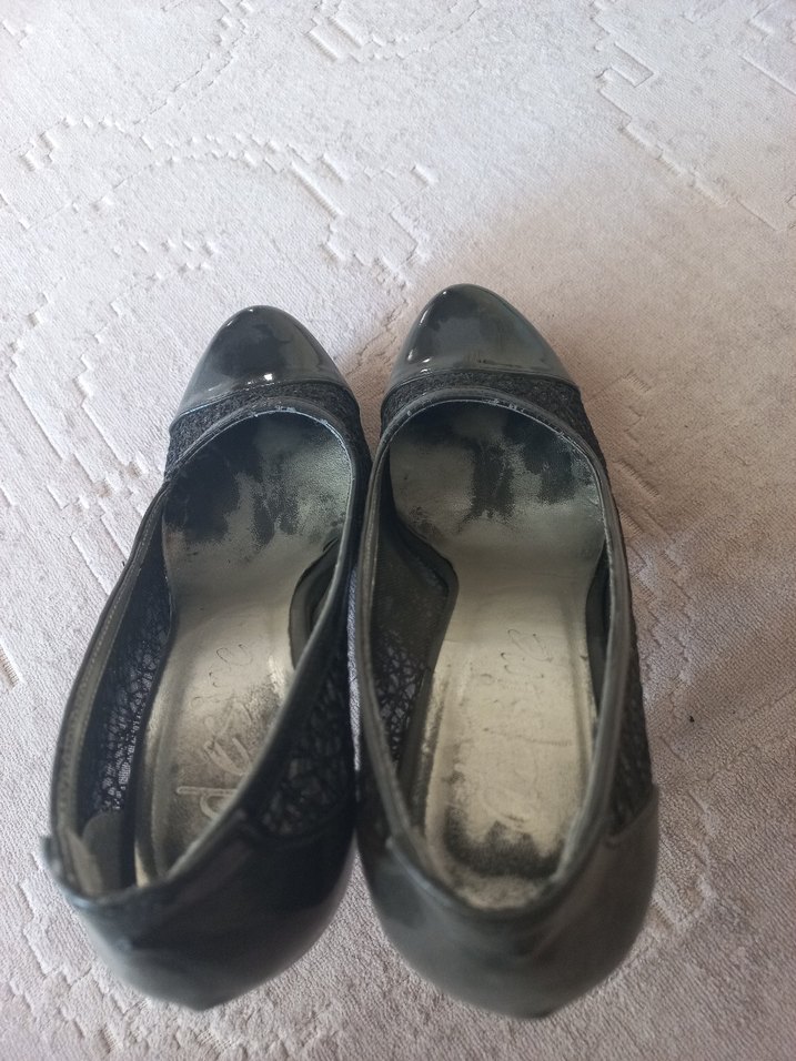 Siyah Dantel Detaylı Gotik Stiletto Topuklu - Görsel 3