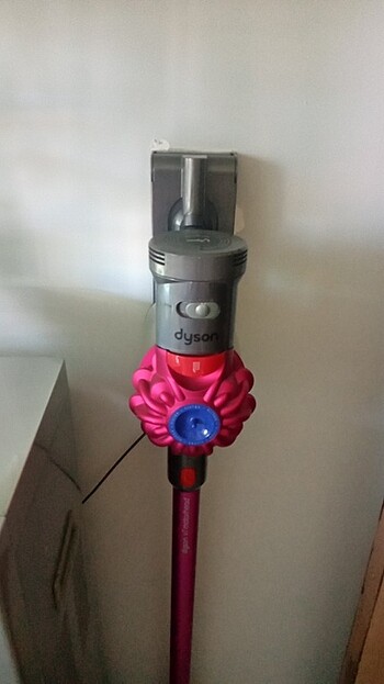 Dyson V7 sorunsuz süpürge 