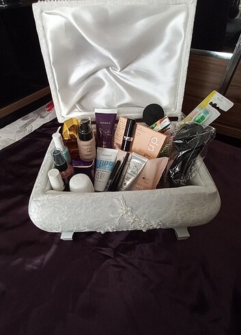Beden Makyaj seti sandıklı full paket