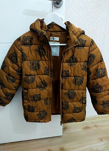 H&M Mont 