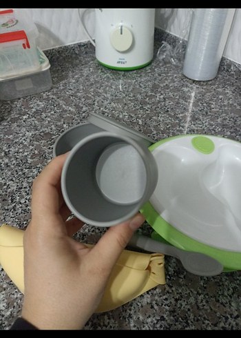 OİOİ Çocuk Tabak, Kapaklı Kase, Önlük ve Bardak Seti - Görsel 3