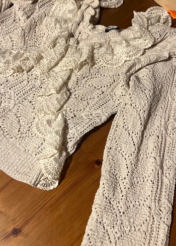 Bohem V Yakalı Nakışlı Beyaz Örgü Kazak - Görsel 4