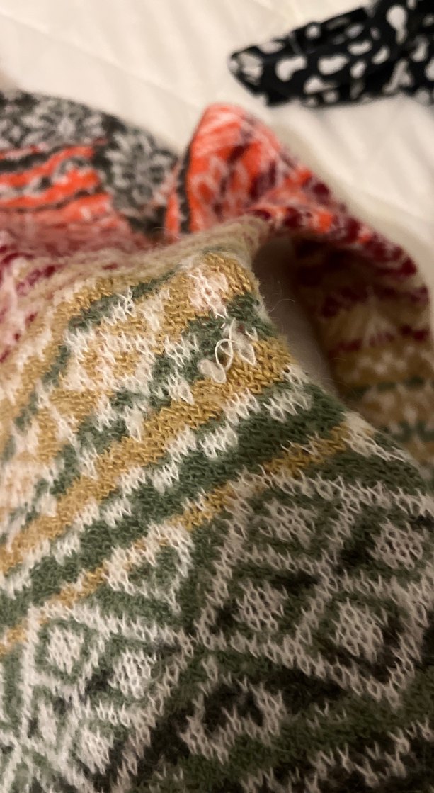 Bohem Çok Renkli Balıkçı Yaka Örgü Kadın Kazak 
Benetton - Görsel 5