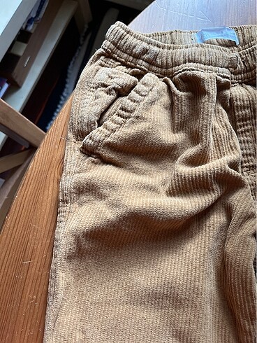 8 Yaş Beden camel Renk Erkek çocuk kadife pantolon 8 yaş zara