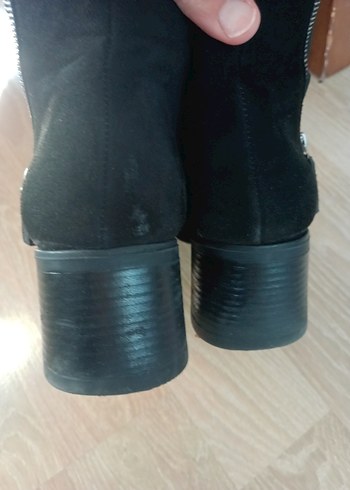 39 Beden Siyah Süet Tokalı Stiletto Topuklu Kadın Bot
