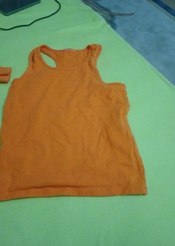 Turuncu Kapüşonlu ve Atletli - Görsel 4