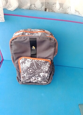 Okul çantası
