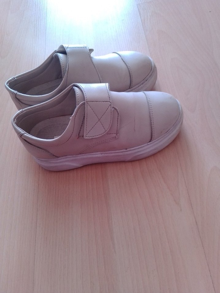 Bej Erkek Çocuk Cırtlı Özel Ayakkabı - Görsel 2