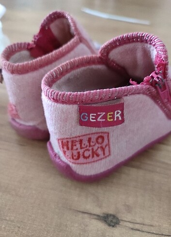 22 Beden Gezer kız bebek panduf