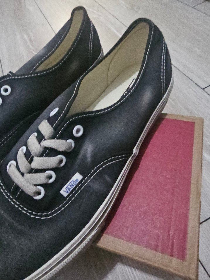 Vans spor ayakkabı - Görsel 2