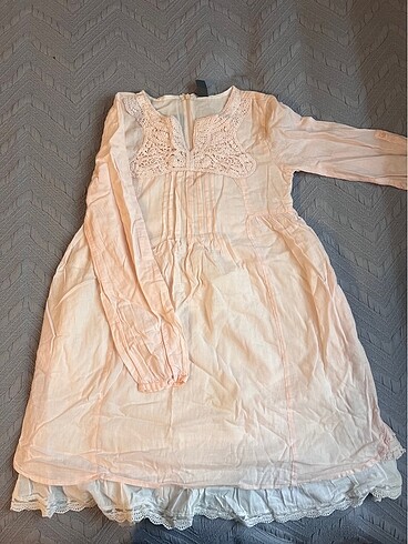 Zara Zara 11-12 yaş pudra rengi elbise