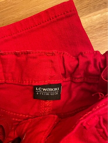 LC Waikiki LCW kırmızı çocuk pantolon