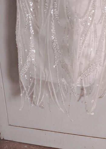 Beyaz Straplez Nakışlı Uzun Abiye Elbise - Görsel 6