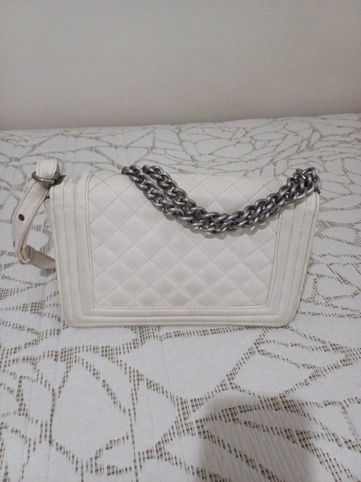 Zincir Detaylı Beyaz Deri Kadın Çanta - Görsel 2