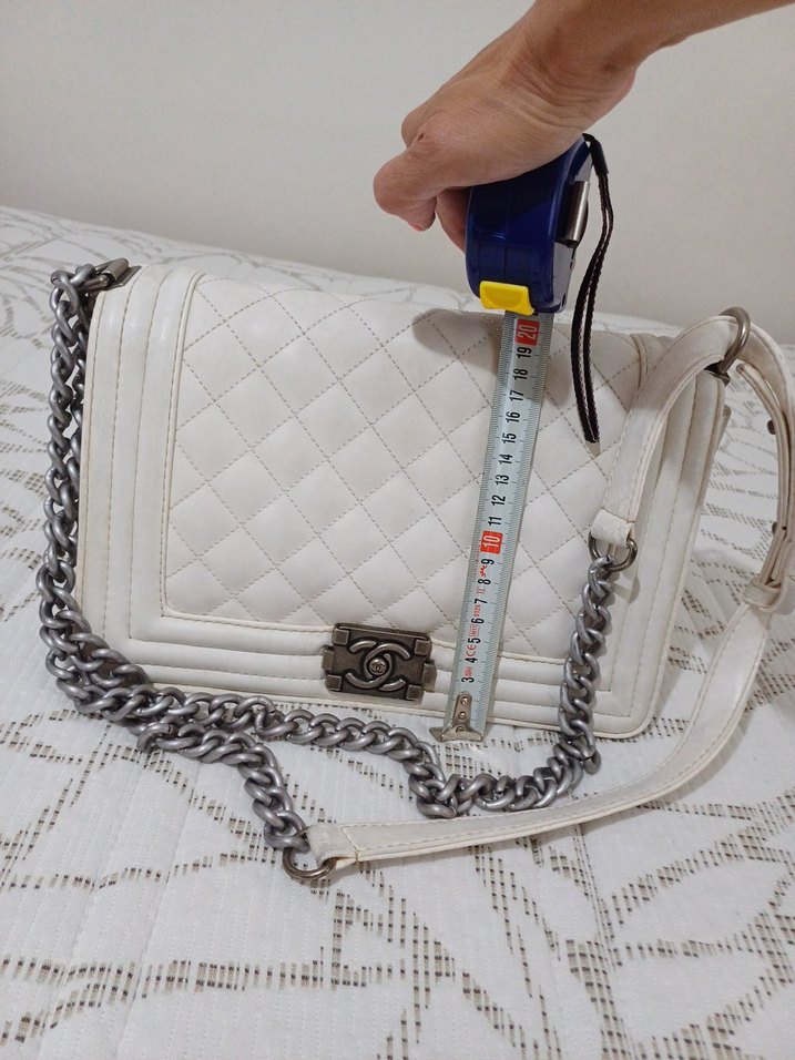 Zincir Detaylı Beyaz Deri Kadın Çanta - Görsel 5