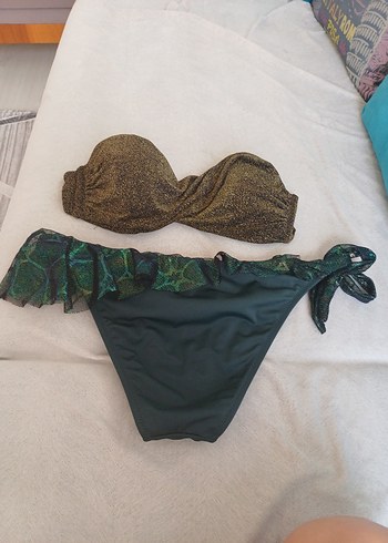 Yeşil Yılan Desenli Fırfırlı Mini Bikini - Görsel 6