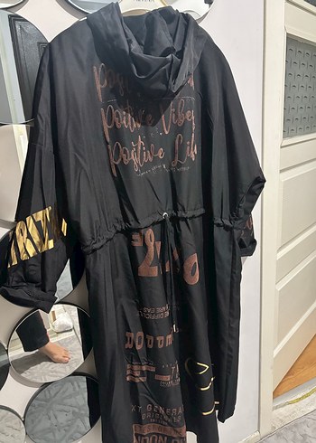 Siyah Baskılı Uzun Street Wear Kadın Ceket - Görsel 3