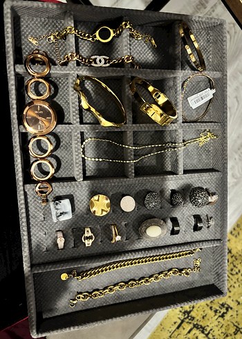 Zincir Detaylı Parlak Altın Bileklik - Görsel 11